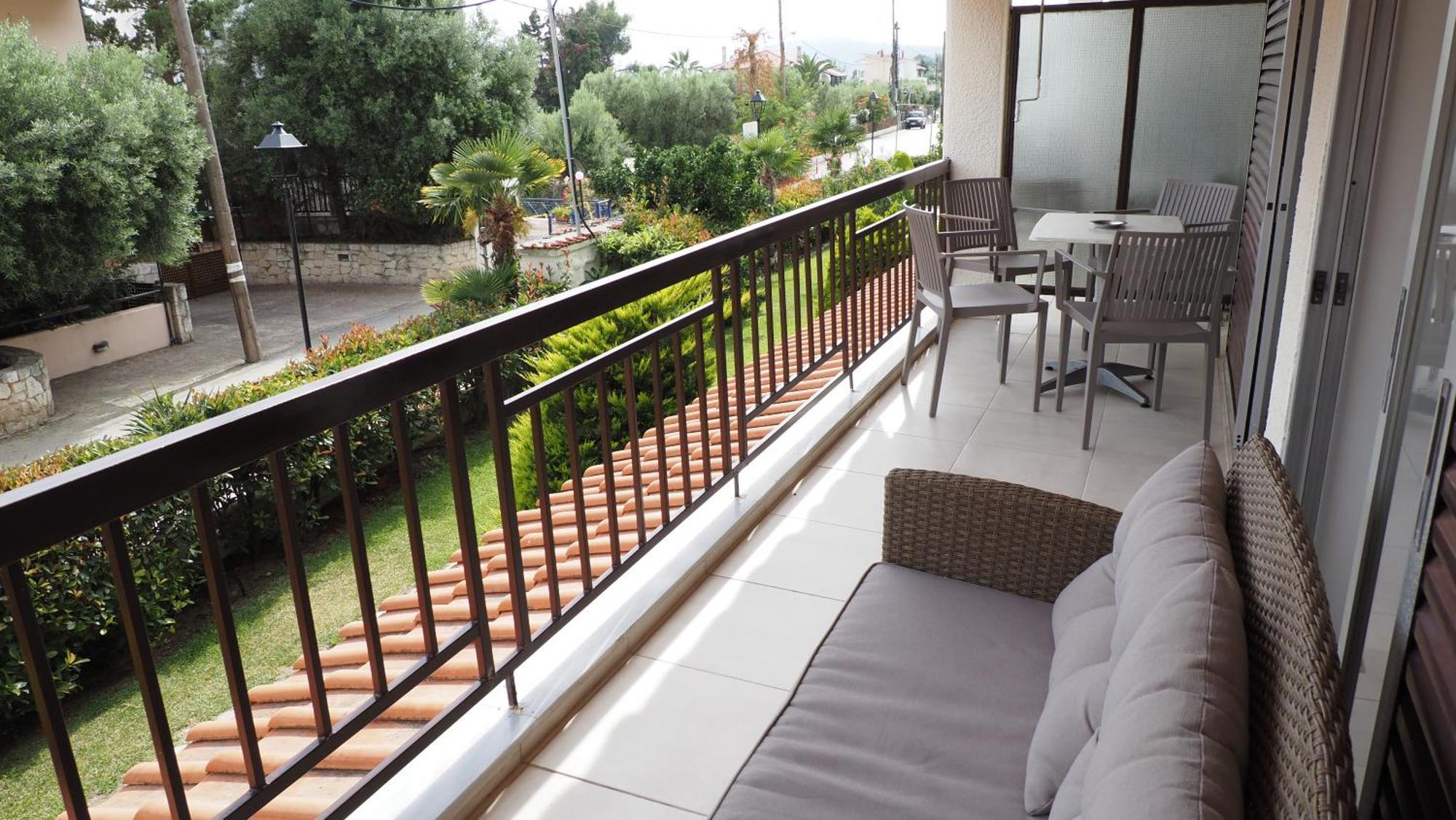 Amalthea Aparthotel Mola Kalyva Bagian luar foto